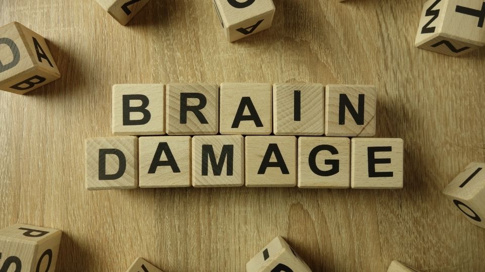 Tratamiento de trastornos de la comunicación por daño cerebral adquirido