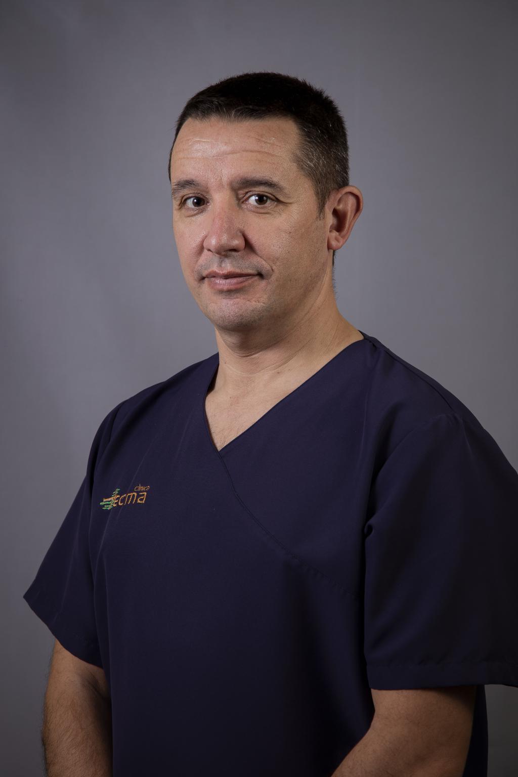 Angel Gonzalez Muñoz
